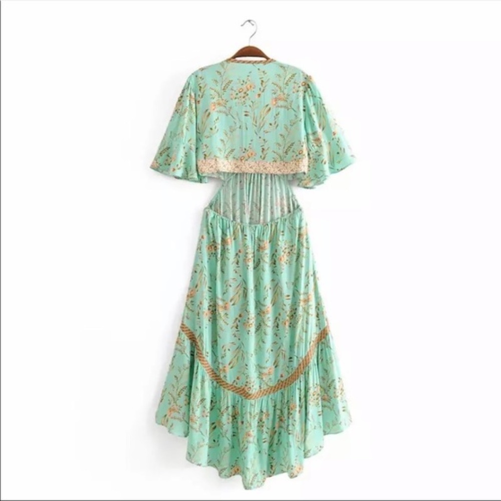 Bohemian cream Floral Print High Low midi Dress - Picture 8 of 10